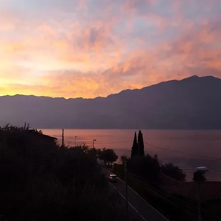 The Sisters' House Lake Garda 別荘